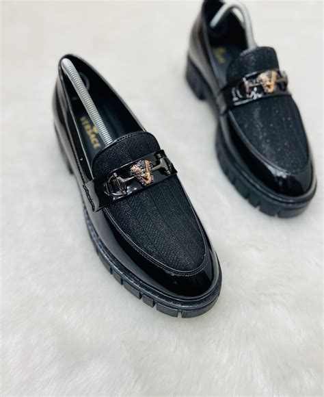 versace shoes first copy